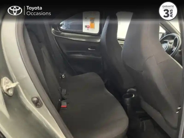 Toyota Aygo x 1.0 vvt-i 72ch design s-cvt — photo 7