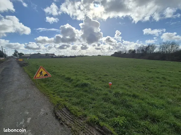 Terrain 586 m² Vouhé
