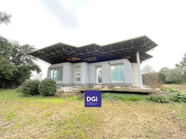 Local 250 m²