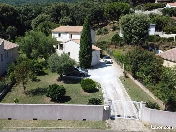 Villa familiale T6 - 134 m² - Borgo