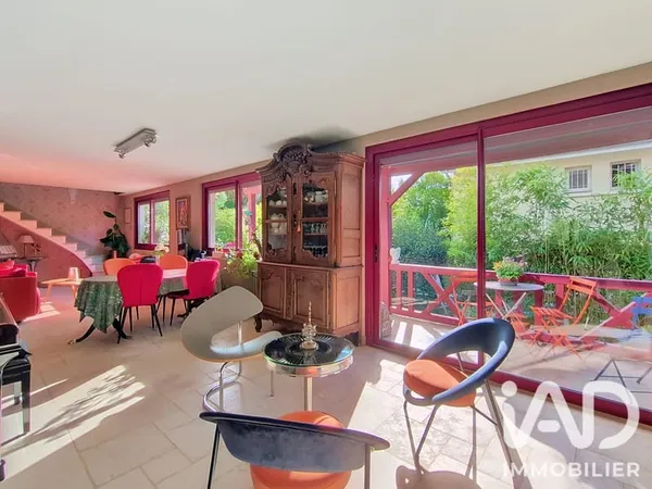 Maison 6 pièces 140 m²