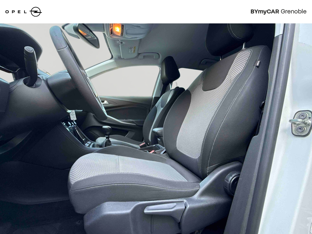 Opel Grandland X Business 1.2 Turbo 130 ch ECOTEC — photo 11