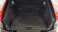 Volvo Xc40 T3 163ch R-Design Geartronic 8 — photo 14
