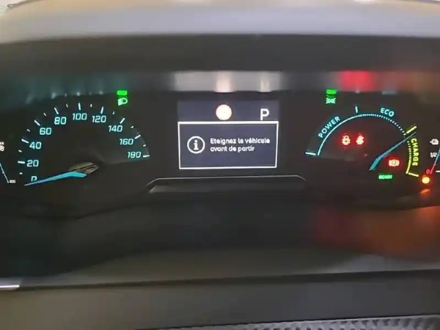 Peugeot 208 electrique 50 kwh 136ch — photo 13