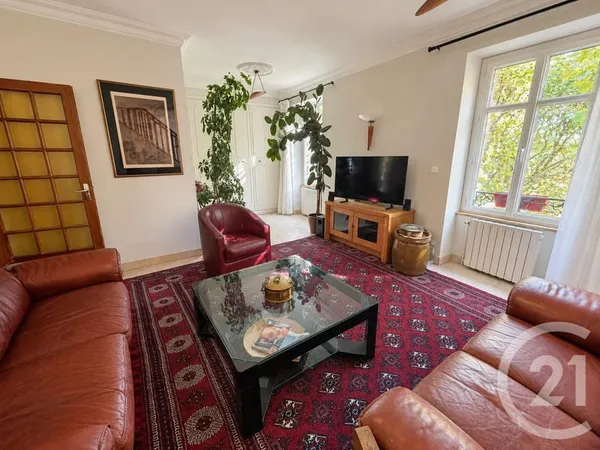 Appartement 6 pièces 135 m²