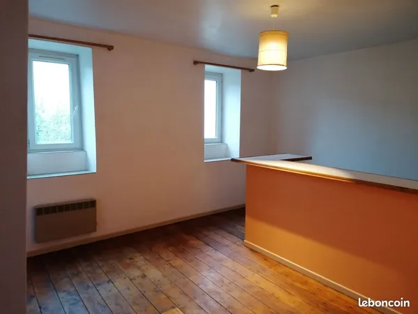 T2 Duplex, face Tram A, St Marceau idéal étudiants