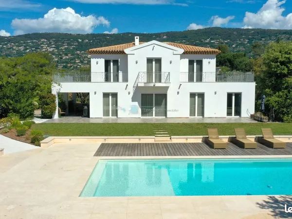Villa 6 pièces 200 m²