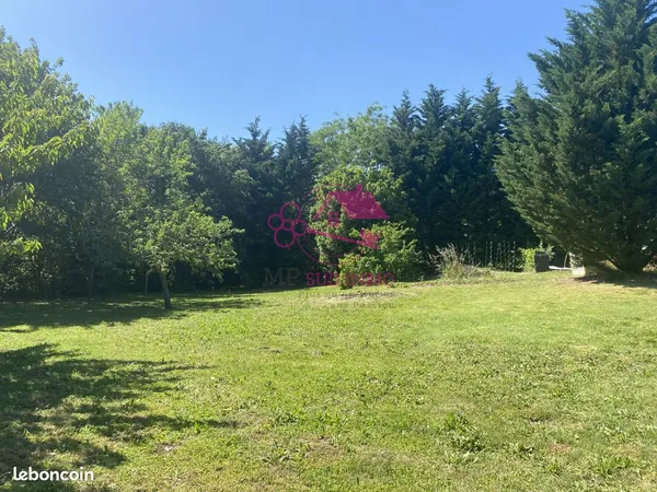 Terrain 1270 m² Tarabel