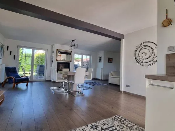 Maison 6 pièces 145 m²