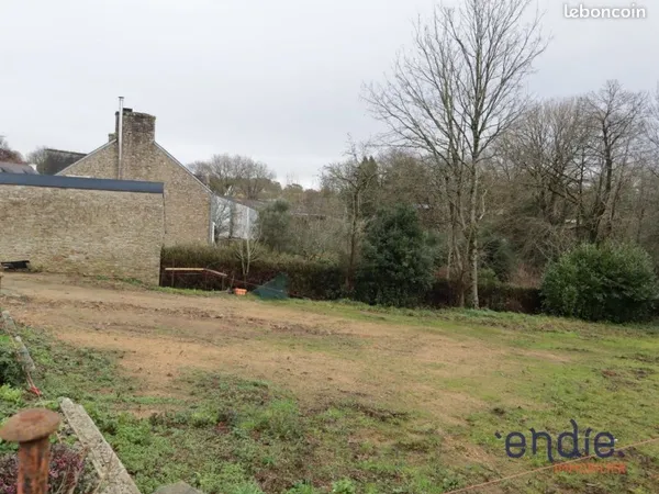 Terrain 812 m² QUISTINIC