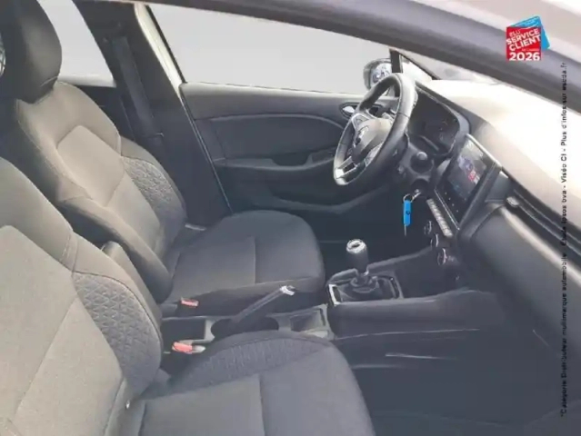 Renault Clio réversible 1.5 blue dci 100ch business 21n 2 places — photo 6