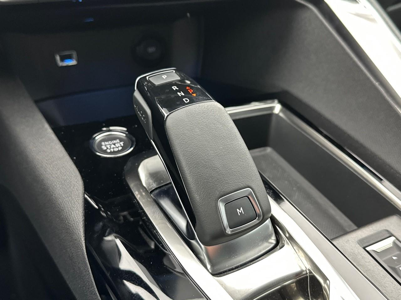 Peugeot 3008 puretech 130ch s&s eat8 allure pack — photo 30