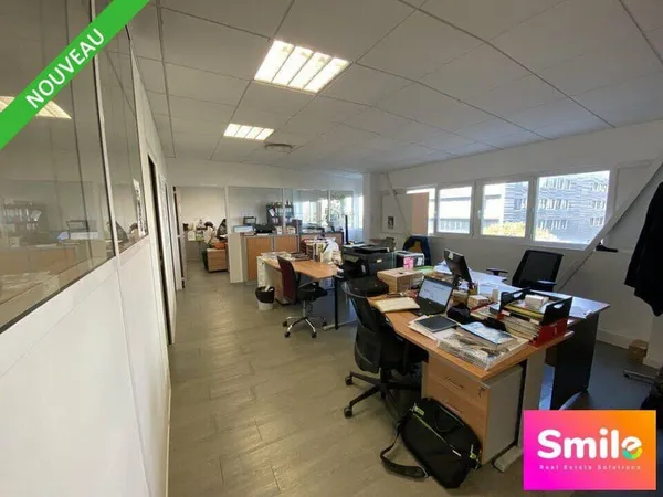 Bureau 142 m²