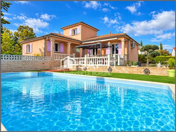 Très belle villa 4 chambres avec piscine