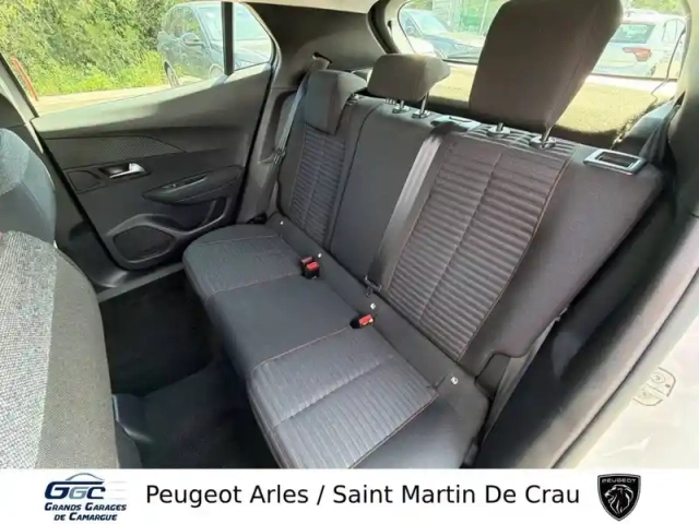 Peugeot 2008 puretech 130 s&amp;s bvm6 — photo 10
