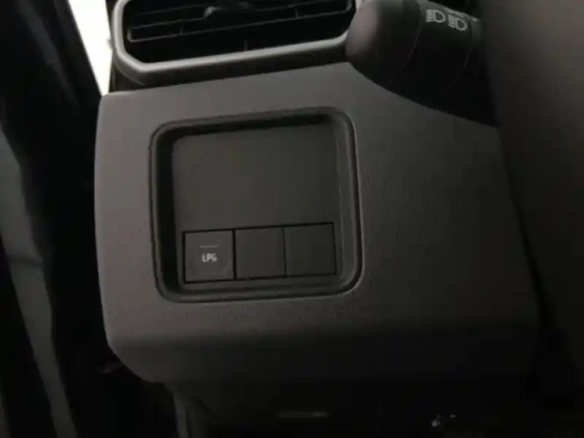 Dacia Duster 1.0 eco-g 100ch  essential 4x2 — photo 14