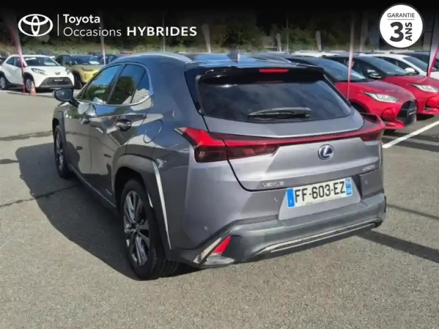 Lexus Ux 250h 4wd f sport — photo 2