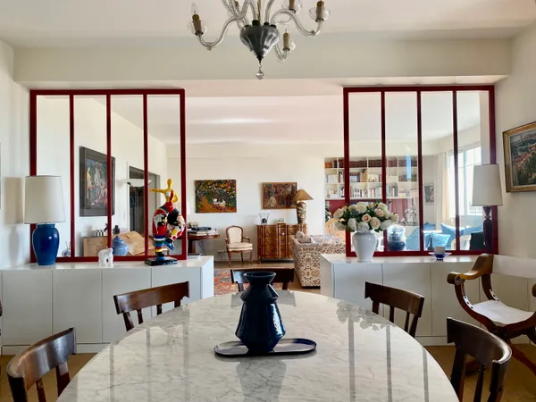 Vends appartement entièrement rénové avec goût