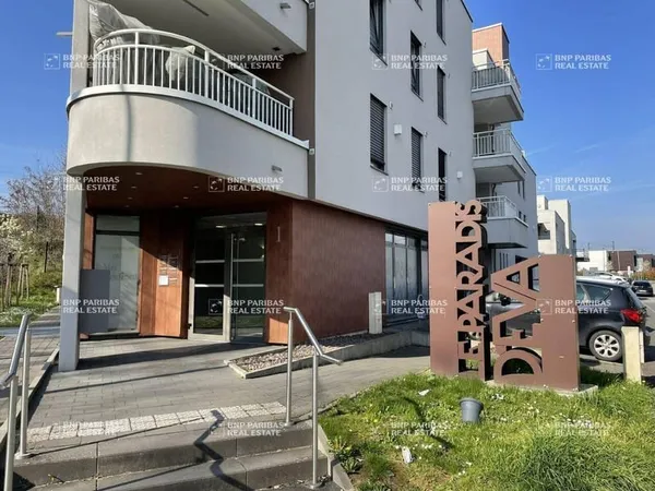 Bureaux 106 m²
