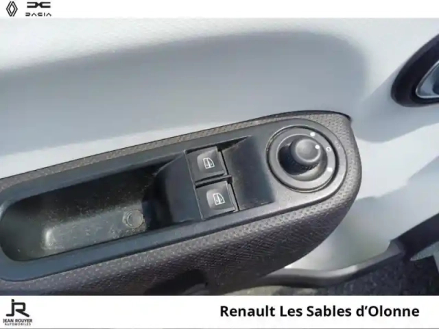 Renault Twingo 1.0 sce 65ch equilibre — photo 14
