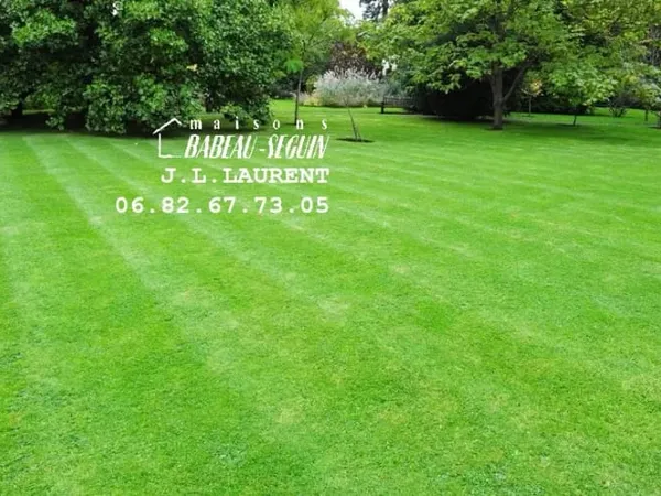 Terrain 582 m²