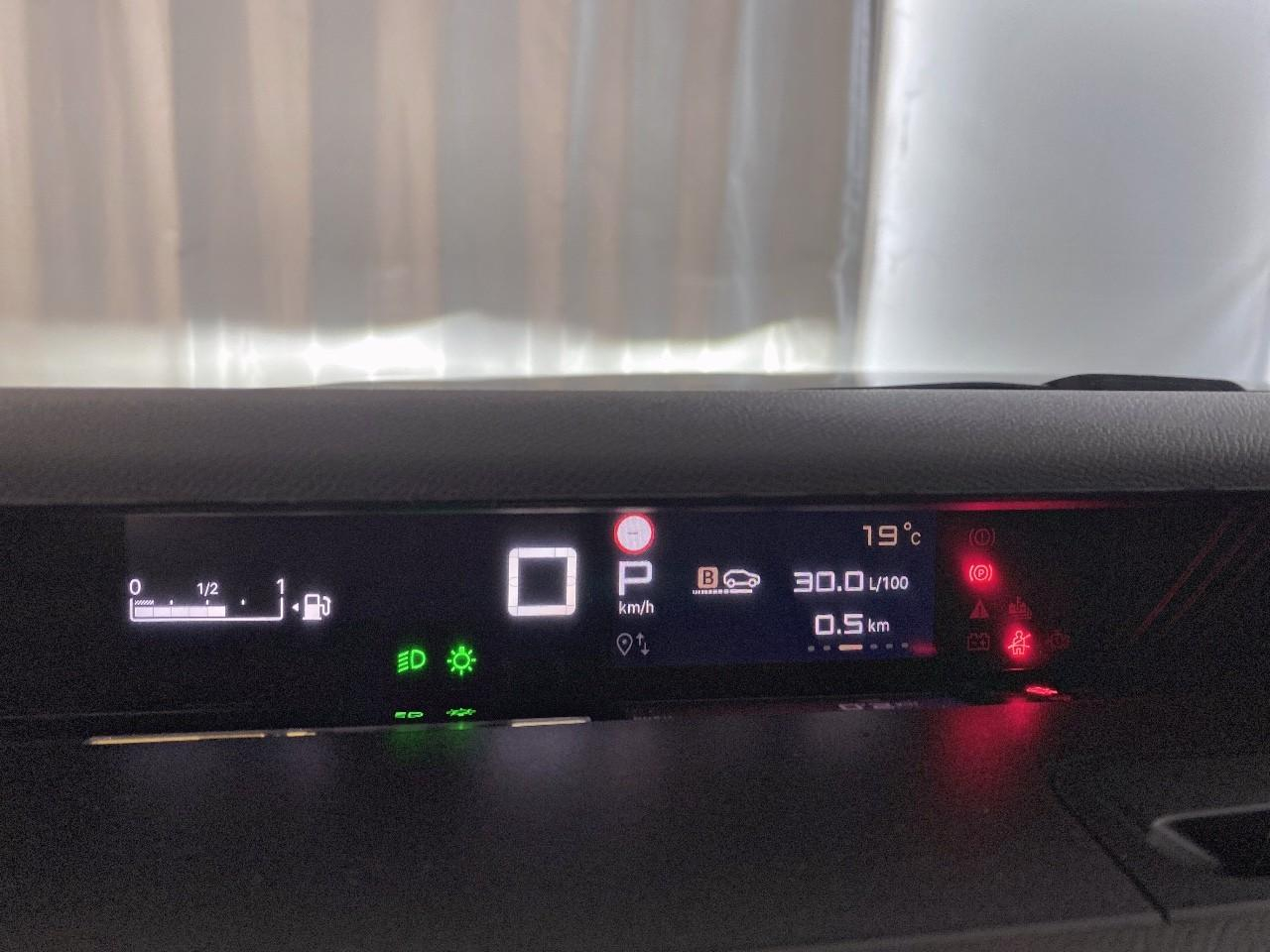 Citroën C3 Aircross hybride 145 ch aut max — photo 13