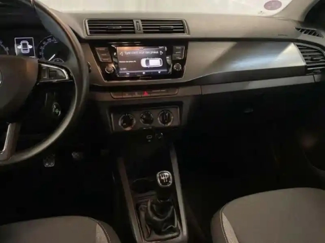 Skoda Fabia combi 1.0 tsi 95 ch bvm5 drive 125 ans — photo 10