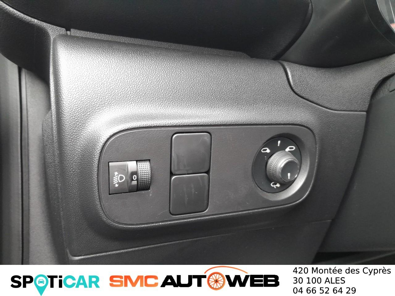 Citroën C3 1.2 puretech 83ch s&s shine — photo 13