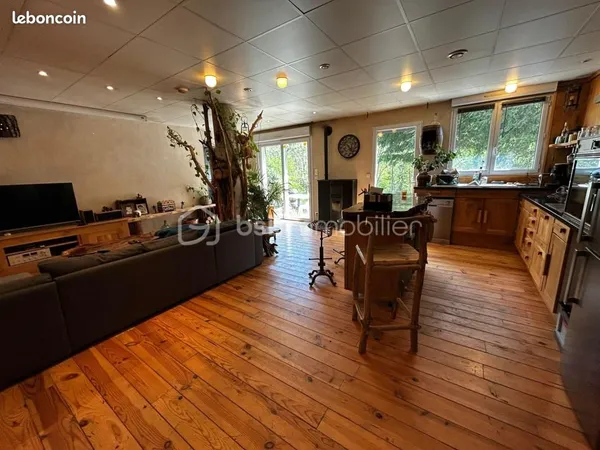 Maison 7 pièces 163 m²