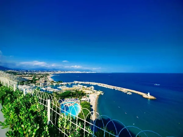 Dernier Etage 200m² Marina B Anges Vue Panoramique