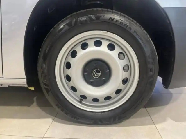 Citroën Berlingo van xl bluehdi 130ch s&amp;s cabine approfondie eat8 — photo 6