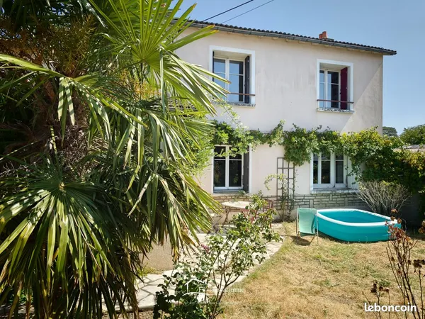Maison 6 pièces 166 m²