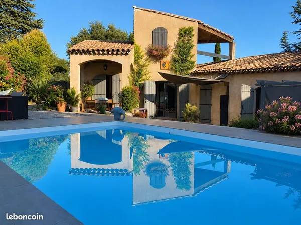Maison de charme avec piscine - 5 min à pied du centre historique