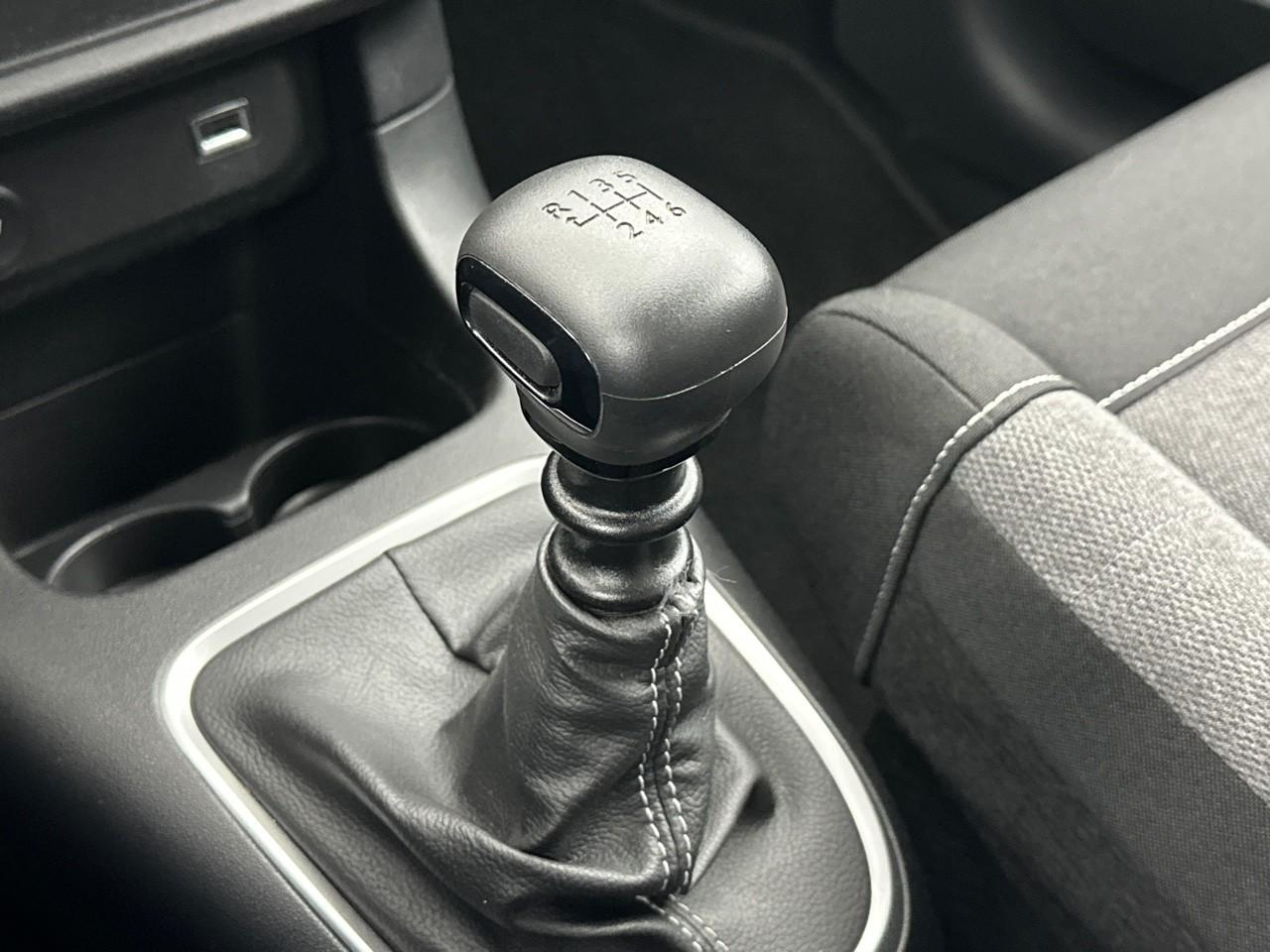 Citroën C3 puretech 110 s&s bvm6 feel pack — photo 26