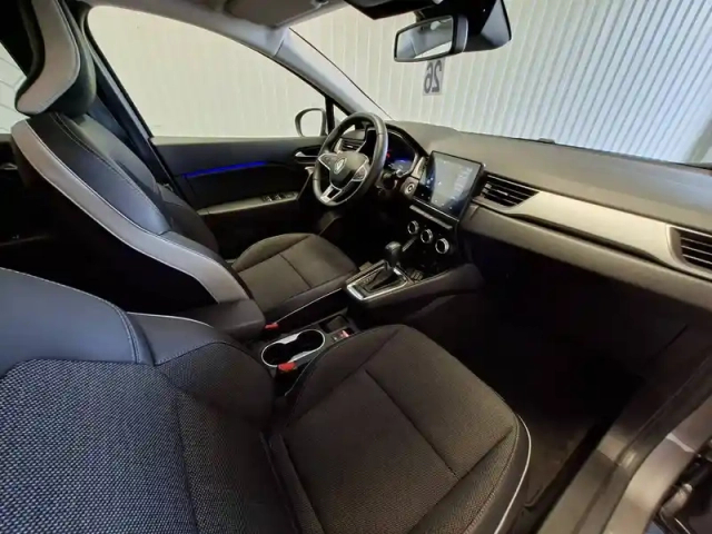 Renault Captur tce 155 edc fap — photo 33