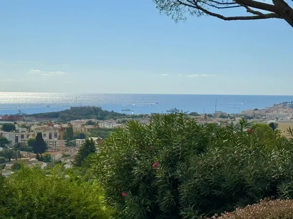 Terrain constructible 4256 m²
