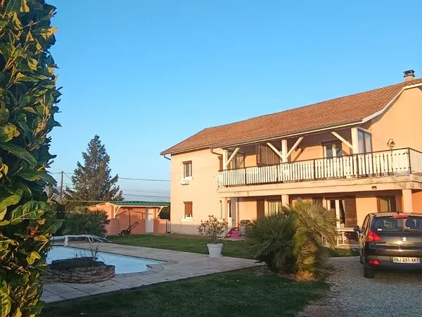 Maison avec 2 appartements