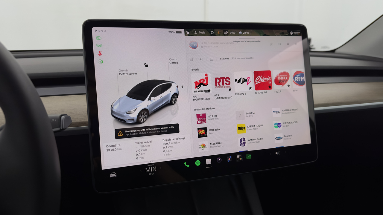 Tesla MODEL Y Long Range RWD — photo 24