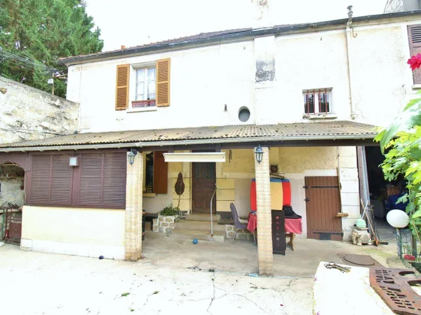 Maison 8 pièces 182 m²