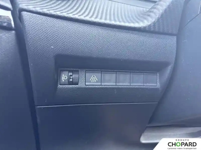 Peugeot 208 puretech 100 s&amp;s bvm6 — photo 20