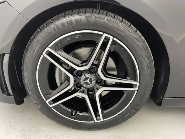 Mercedes Classe A 200 — photo 18