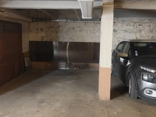 Parking place n°1 - 13m2 - Sous sol