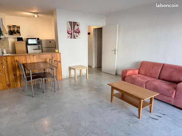 Location T2 48m² meublé, 500m de la mer