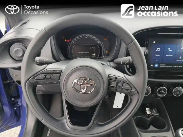 Toyota Aygo X 1.0 vvt-i 72 — photo 12