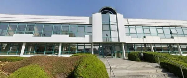Bureaux 1480 m²