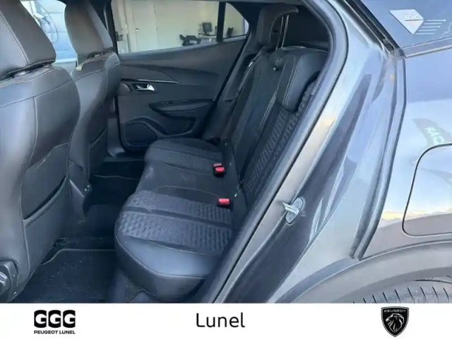 Peugeot 2008 puretech 130 s&amp;s bvm6 — photo 10