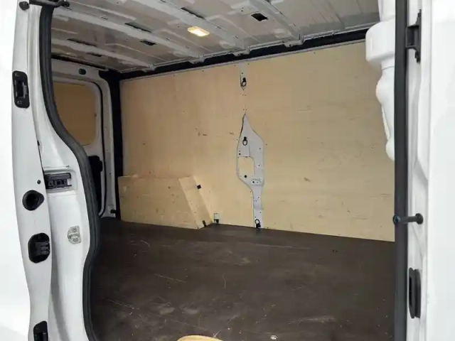 Renault Trafic fgn l2h1 3000 kg blue dci 130 — photo 25