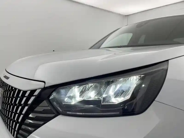 Peugeot 2008 puretech 100 s&amp;s bvm6 — photo 3