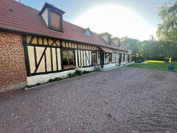 Longère rénovée avec charme - grand jardin