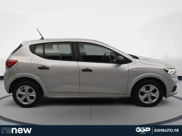 Dacia Sandero 1.0 eco-g 100ch essential — photo 6